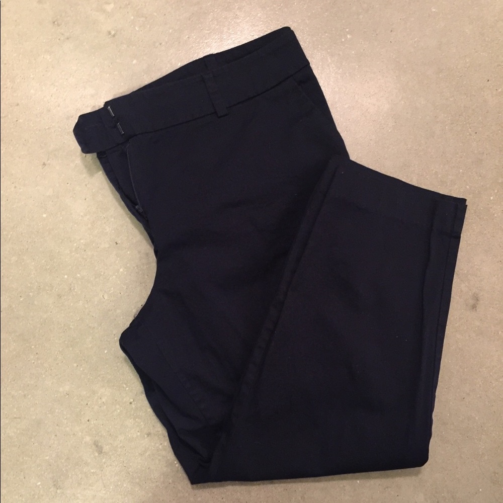 Navy Blue Cropped Pant